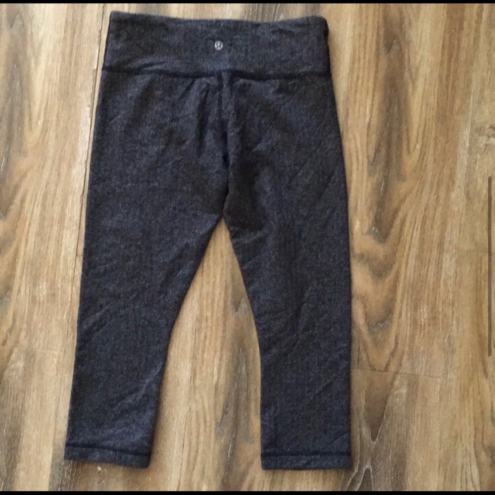 Lululemon Wunder Under Crop Herringbone Black size 8
